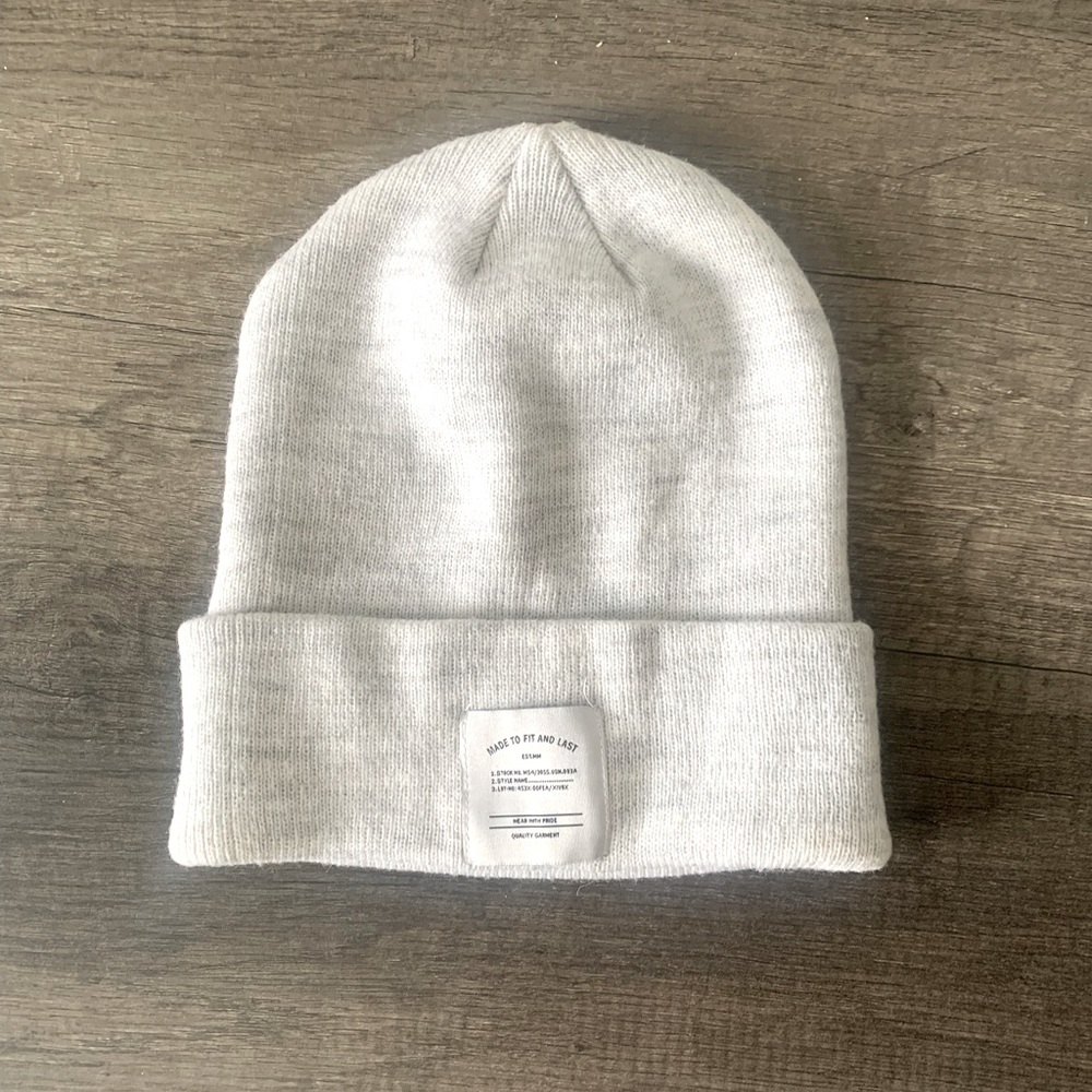 H&M White/Grey Toque